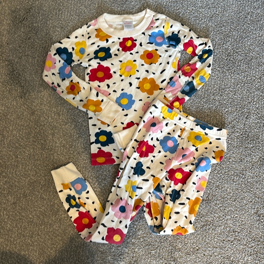 EUC Hanna Andersson two piece pajamas
